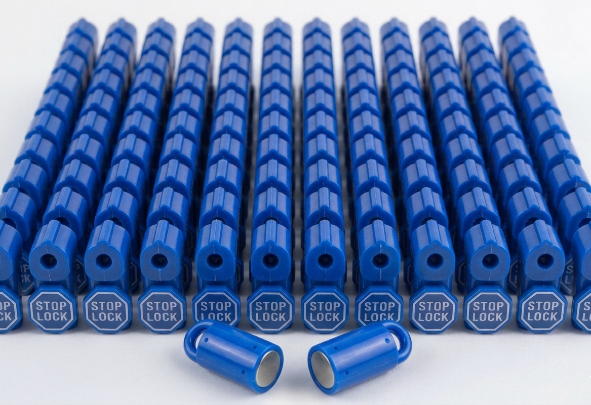 PegGuard Blue Retail Stop Locks with 2 Matching Keys | 100-Pack